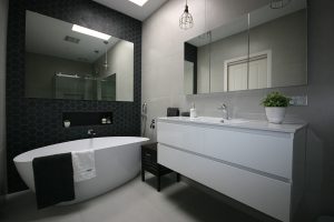 bathroom-avondale-heights-1