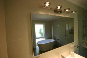 bathroom-montmorency-5